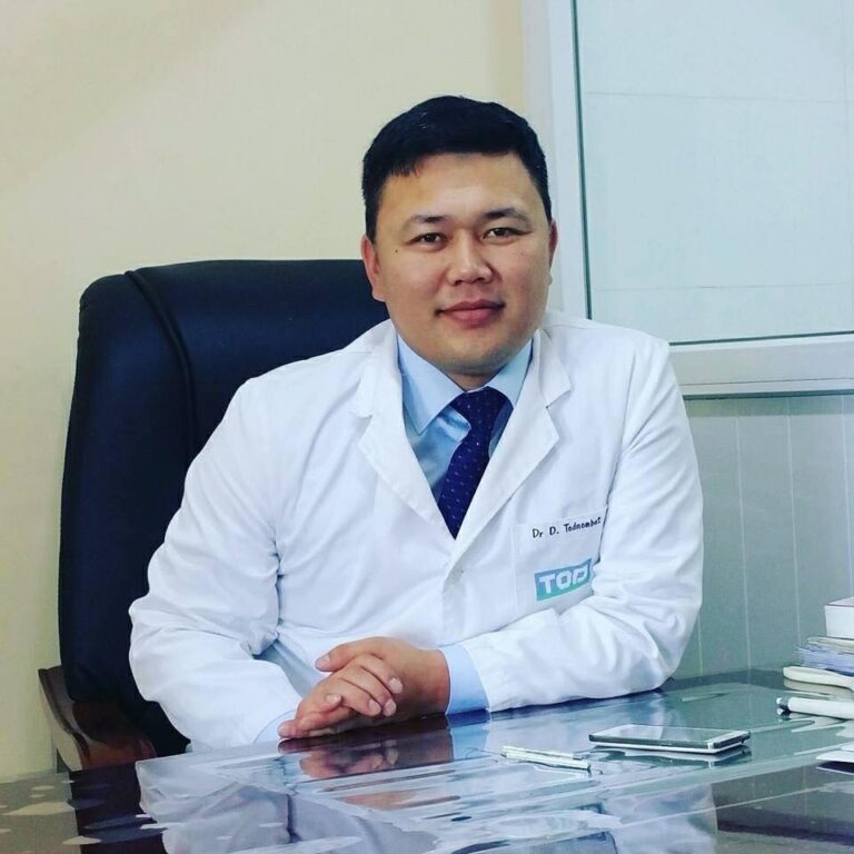 Д. Тодномбат